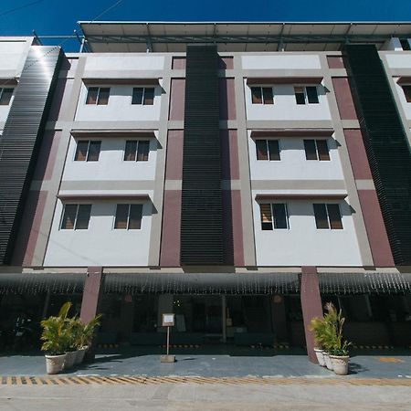 Reddoorz @ Leoncia Apartelle Mandawe Dış mekan fotoğraf